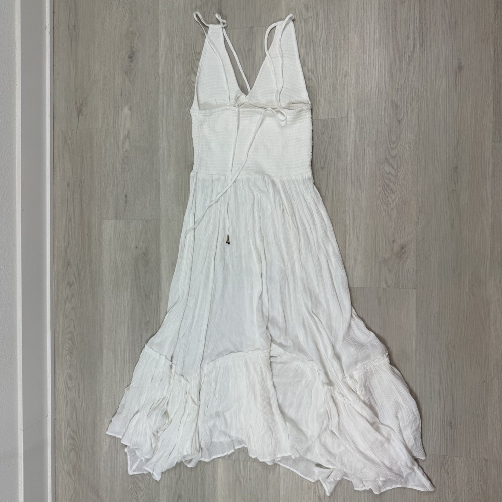 Free People Fun In The Sun Maxi Dress Size Medium White Smocked Tiered - Picture 6 of 7